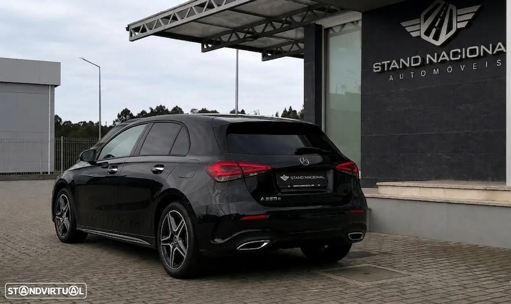 Mercedes-Benz A 250 e AMG Line - 10