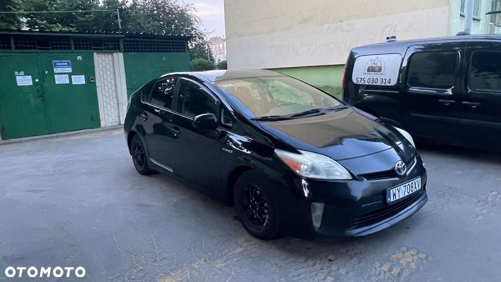 Toyota Prius 1.8 HSD Premium - 3