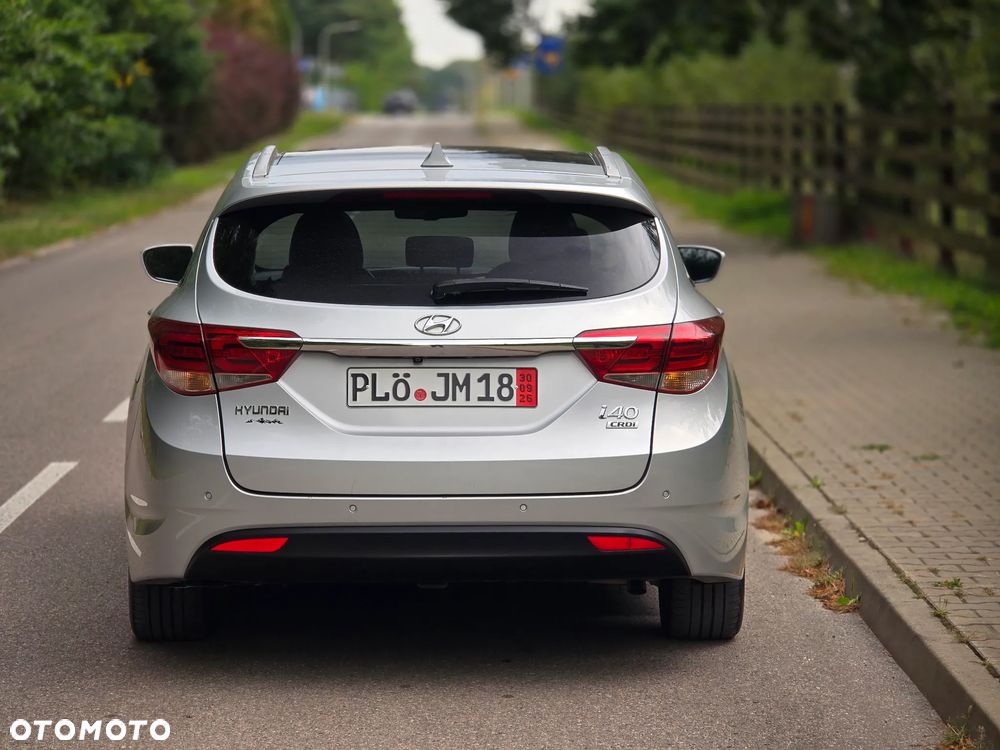 Hyundai i40 Kombi 1.7 CRDi DCT Premium - 17