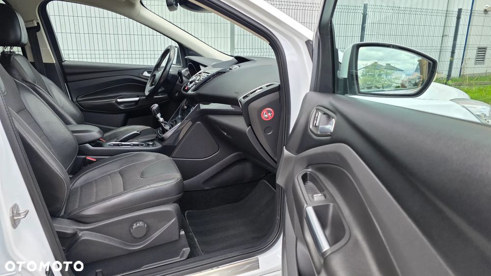 Ford Kuga 1.5 EcoBoost FWD ST-Line ASS - 10