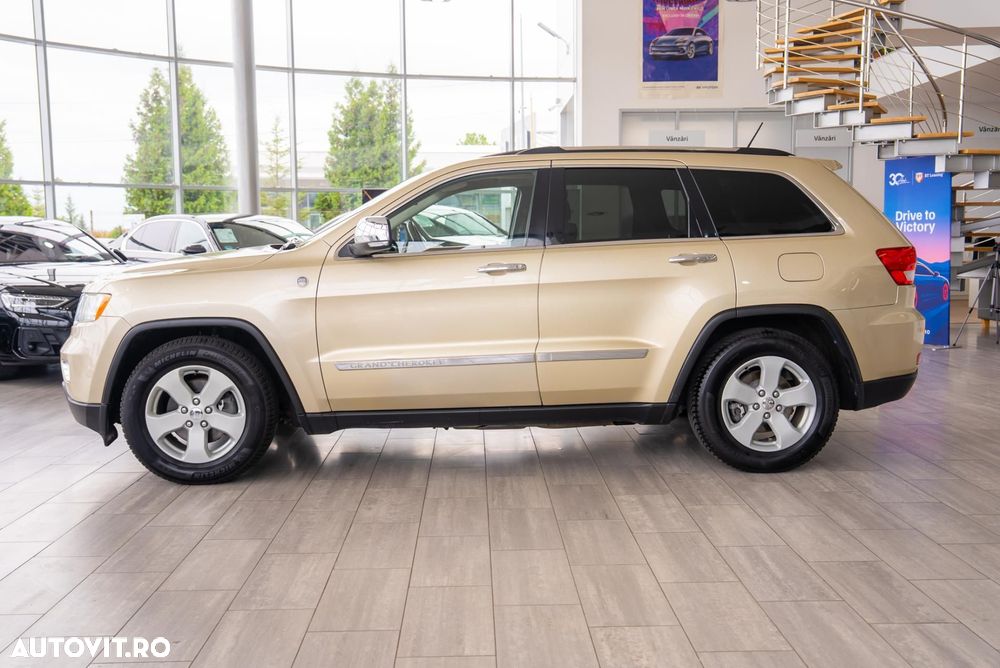 Jeep Grand Cherokee - 6