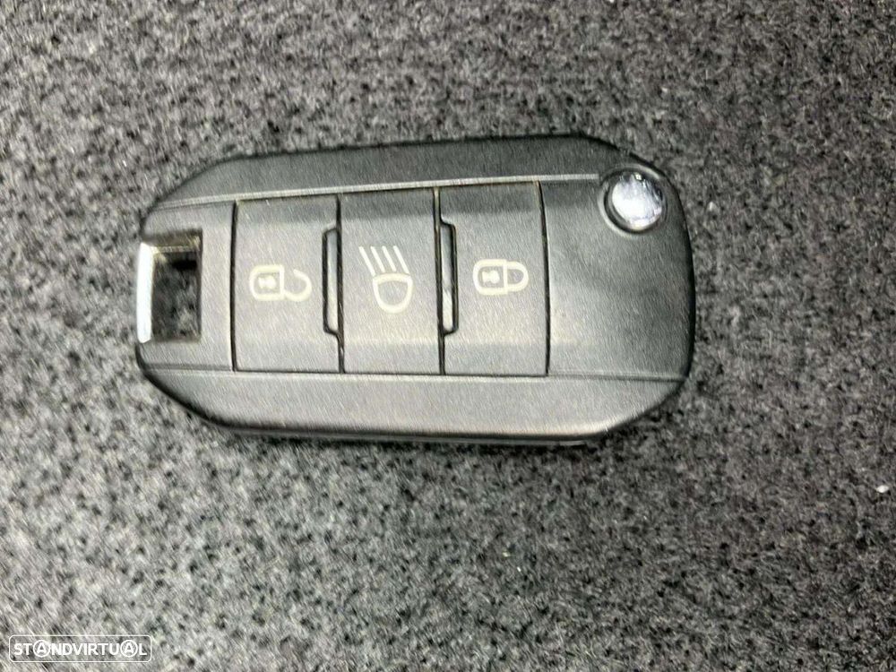 Peugeot 308 1.2 PureTech Style - 18