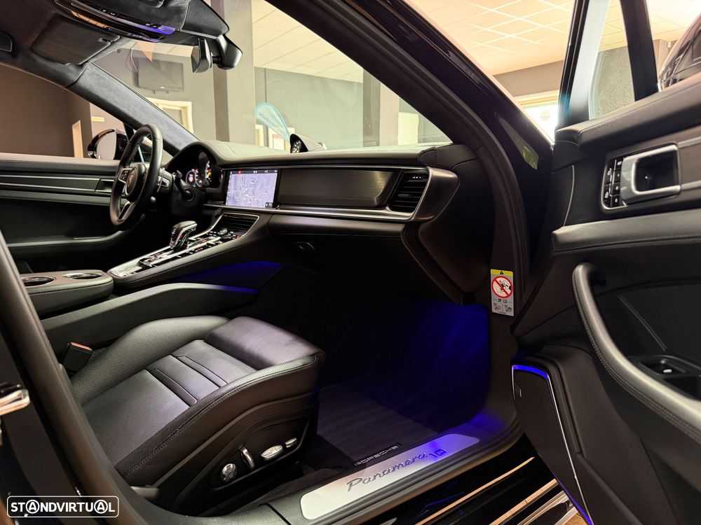 Porsche Panamera Sport Turismo 4 E-Hybrid Edition 10 Anos - 21
