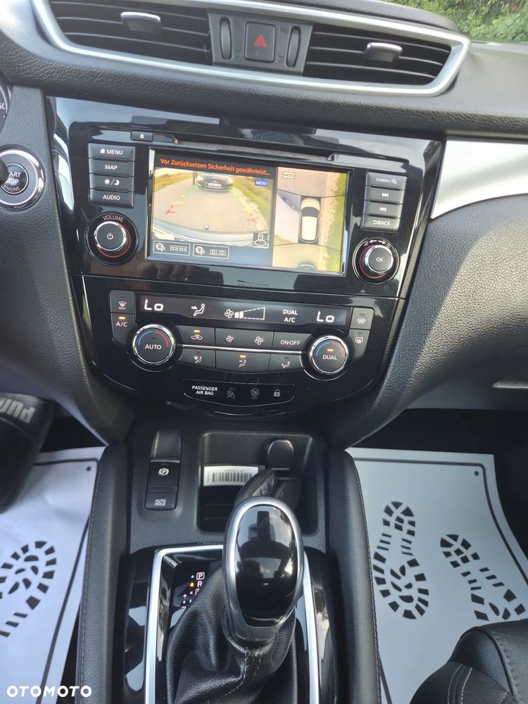 Nissan Qashqai 1.3 DIG-T N-Connecta DCT - 20