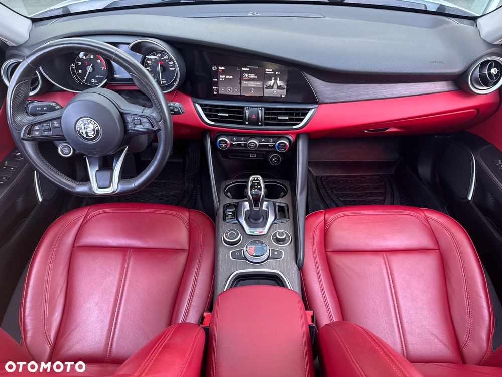 Alfa Romeo Giulia 2.0 Turbo TI Q4 - 30