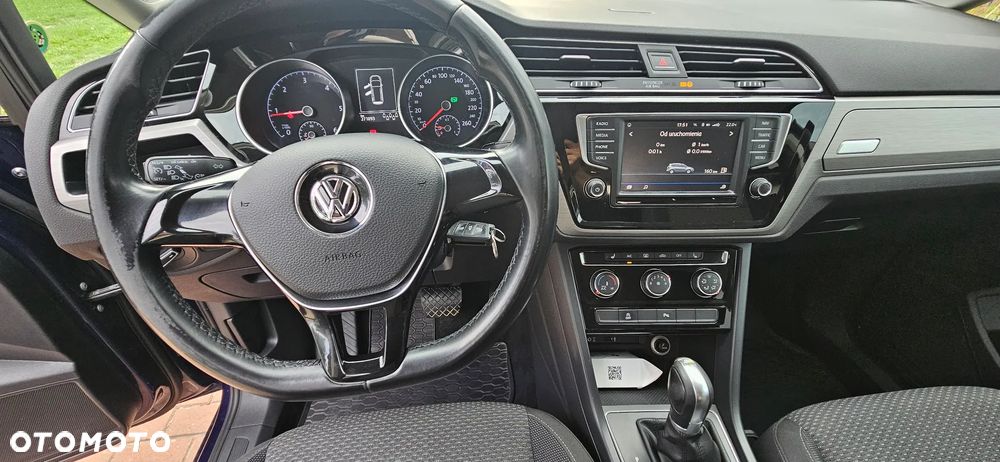 Volkswagen Touran 2.0 TDI BMT Comfortline DSG - 16