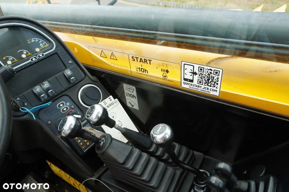 JCB 540-140 / 14 m / 1800 MTH / kilka sztuk - 26