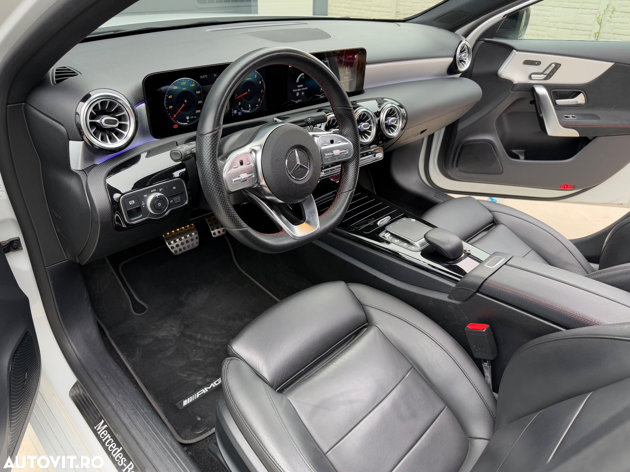 Mercedes-Benz A 180 7G-DCT Edition AMG Line - 21