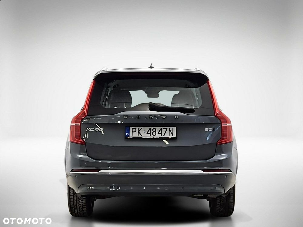 Volvo XC 90 B5 D AWD Plus Bright - 4