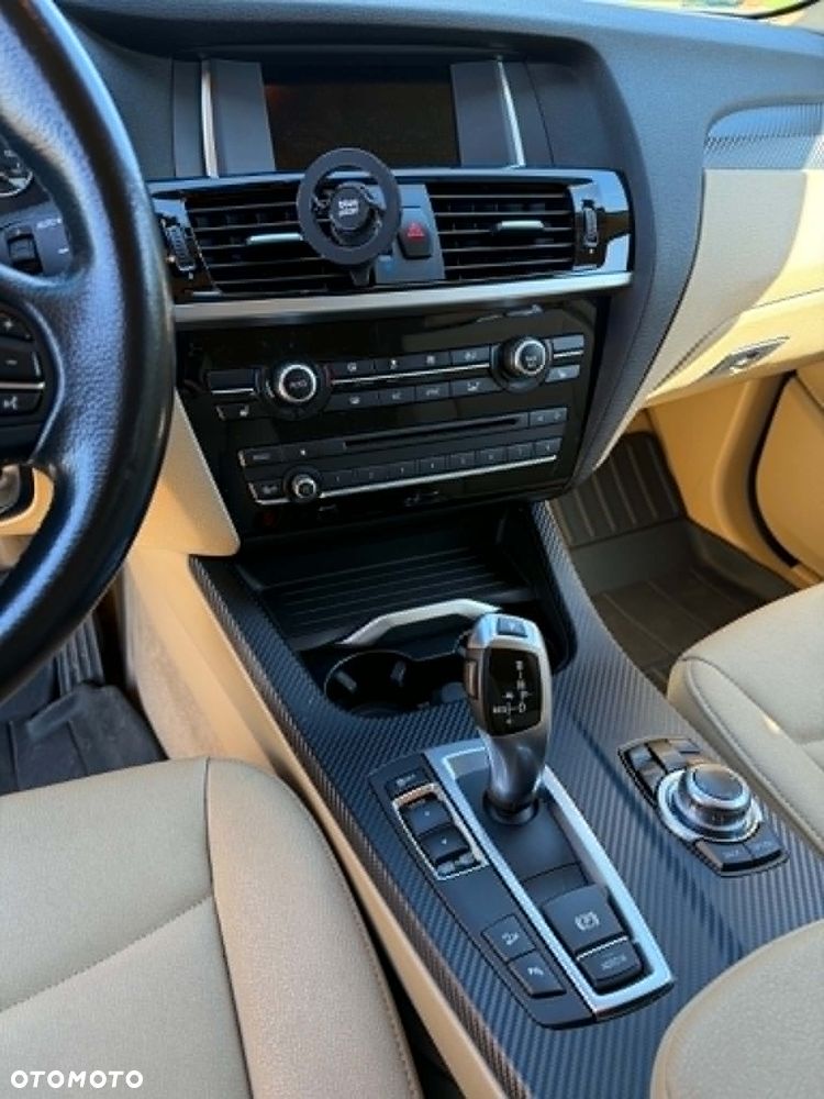 BMW X3 xDrive20d - 11