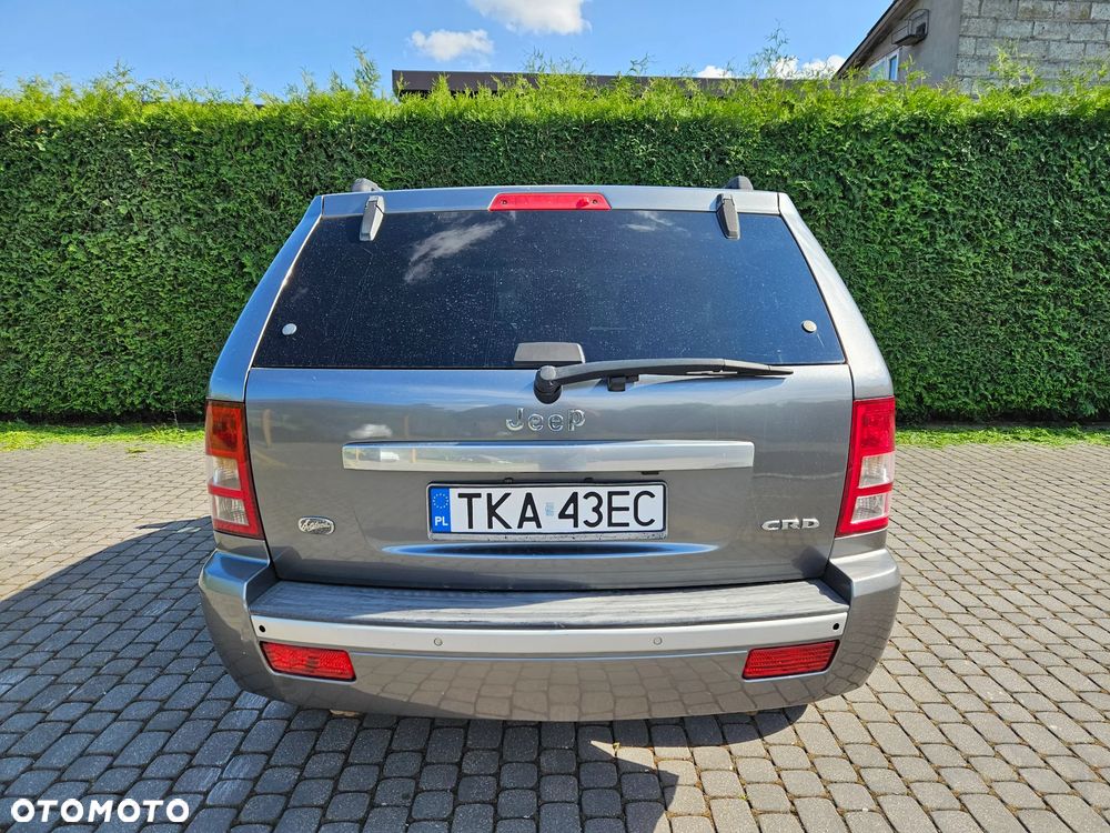 Jeep Grand Cherokee - 11