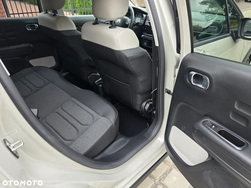 Citroën C3 1.2 PureTech Shine EAT6 - 18