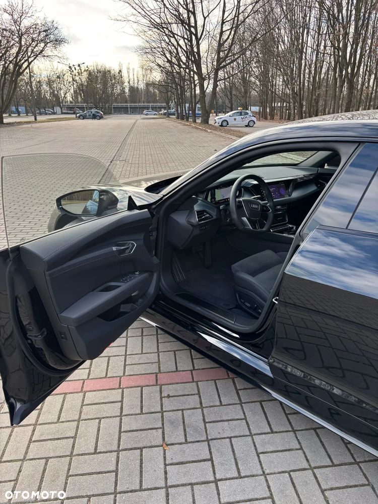 Audi e-tron 55 Quattro - 12