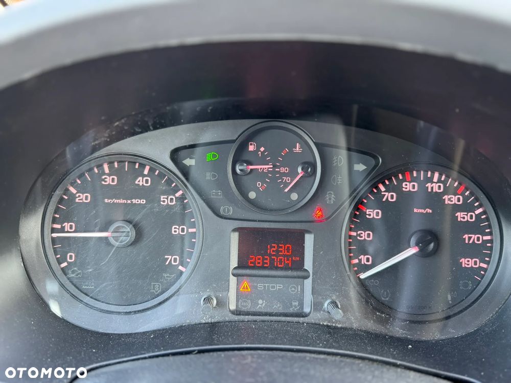 Peugeot PARTNER - 12