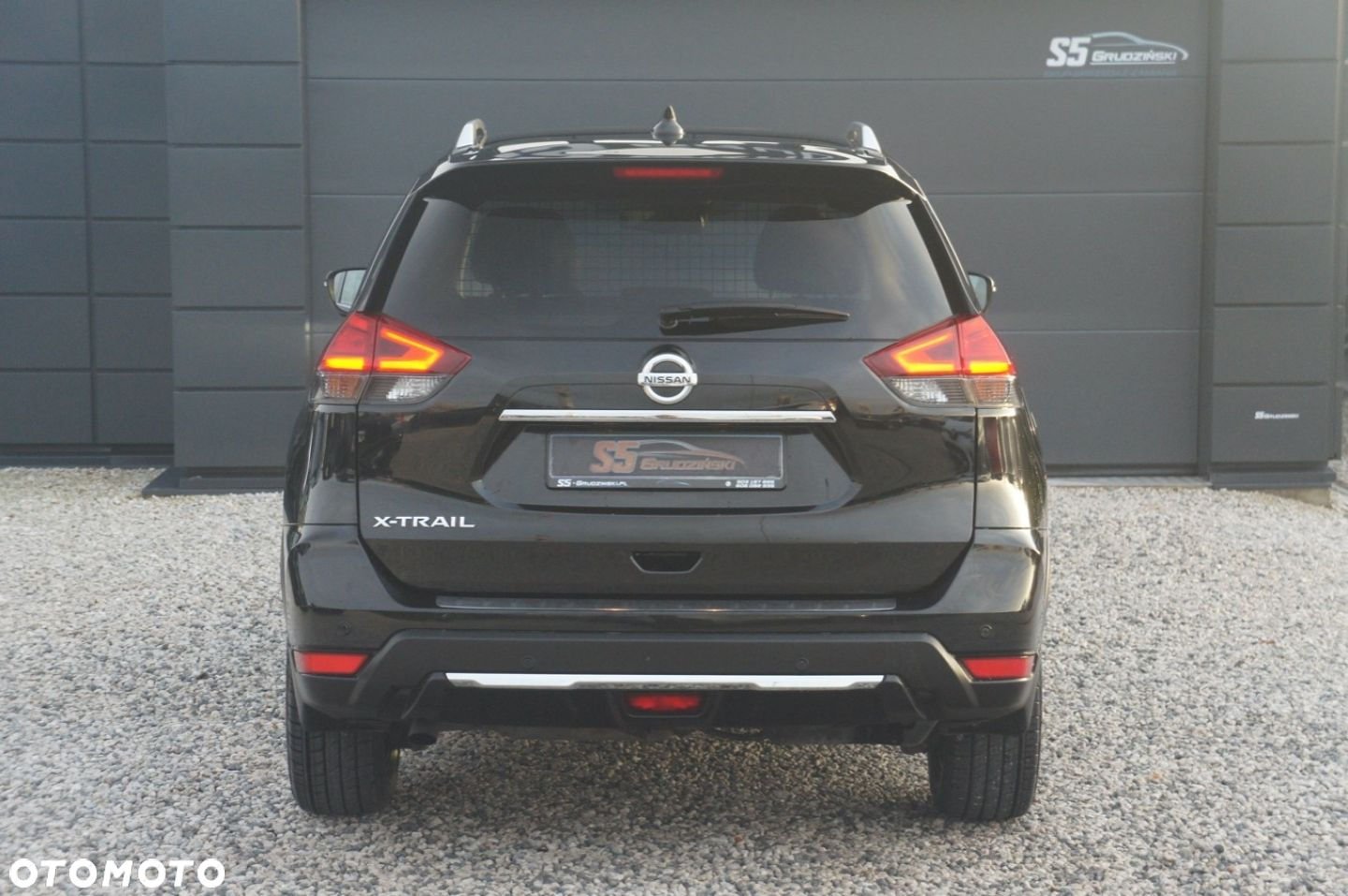 Nissan X-Trail - 6