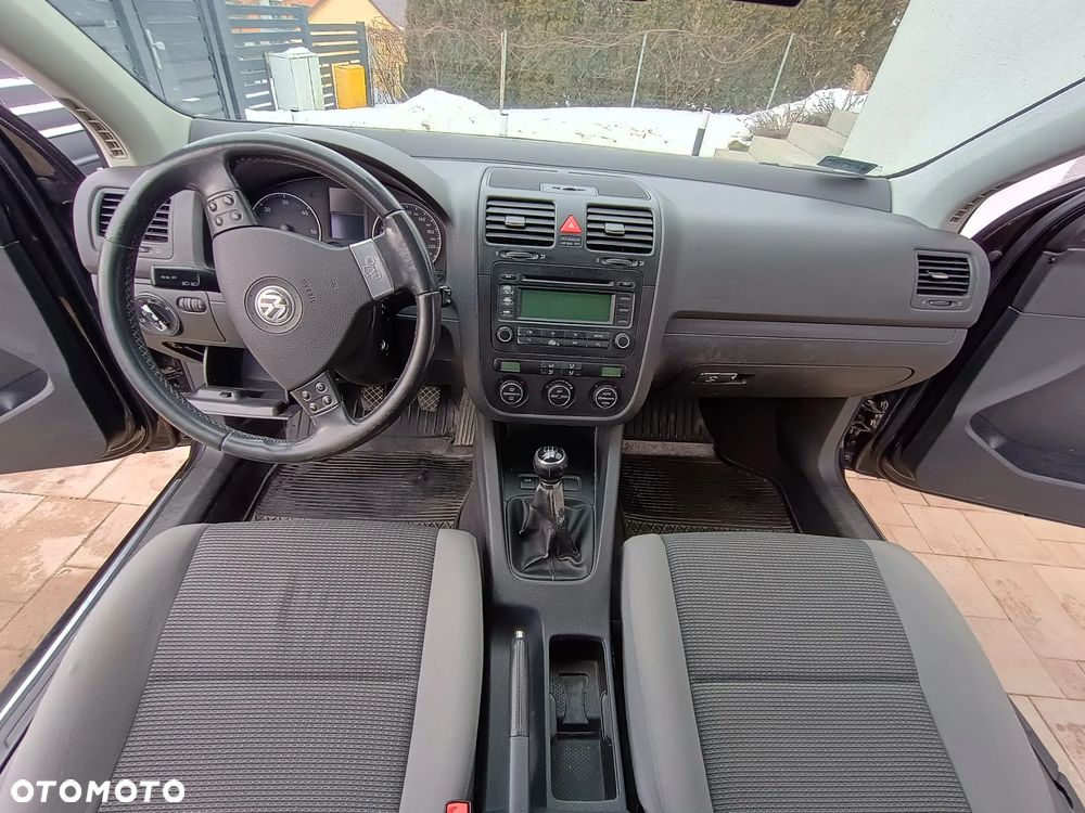 Volkswagen Golf 1.9 TDI Trendline - 12