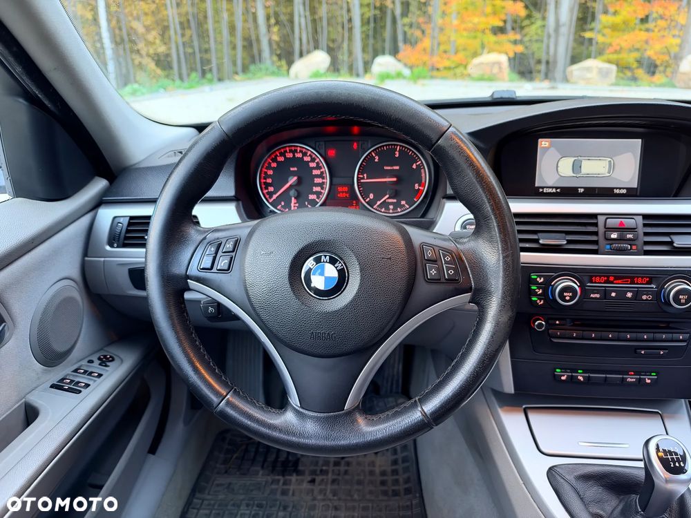 BMW Seria 3 - 21