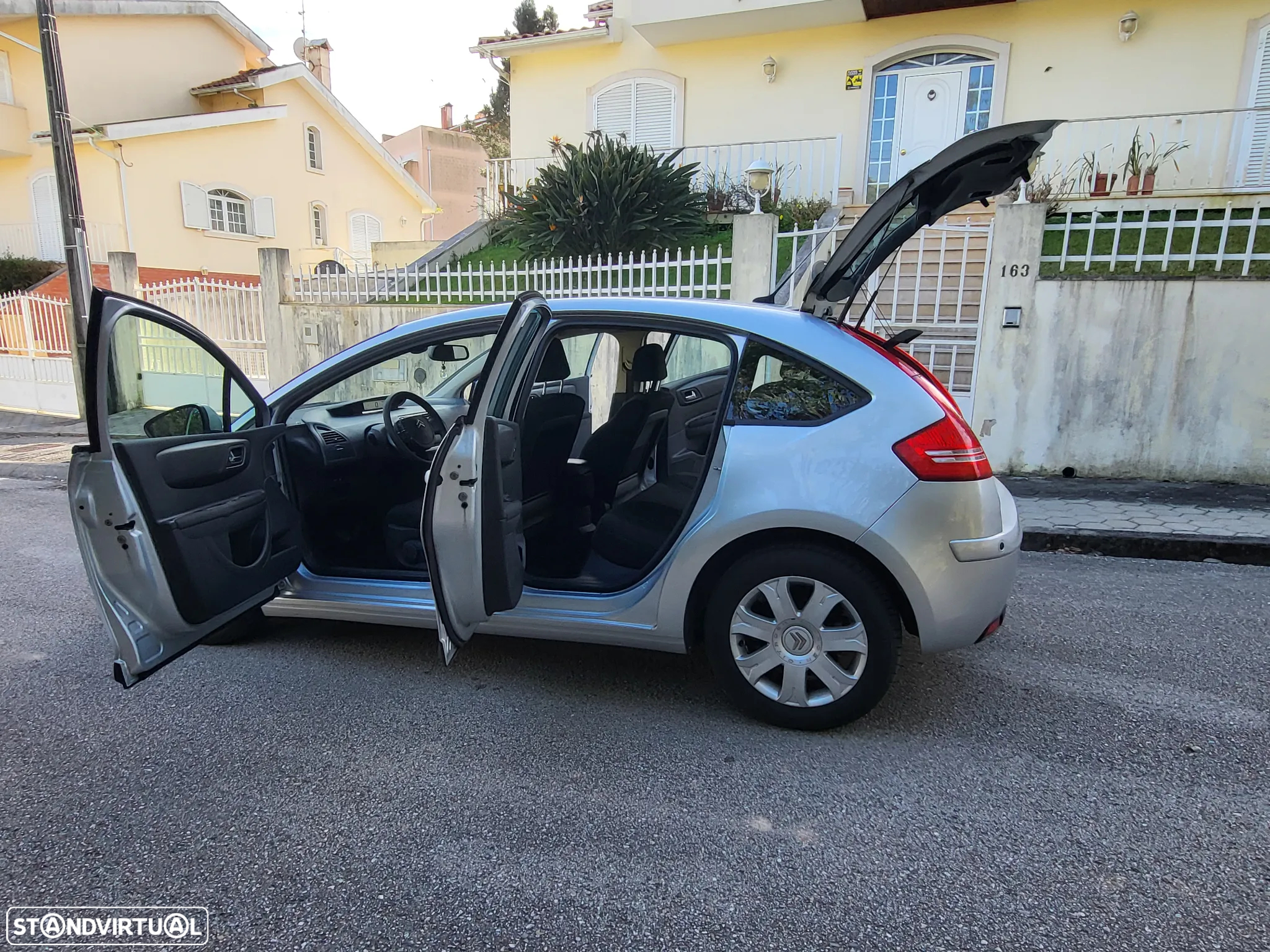 Citroën C4 1.6 HDi VTR Pack - 33