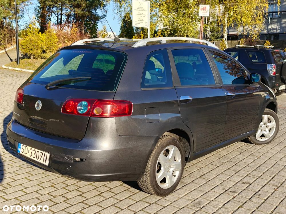 Fiat Croma 1.9 JTD Dynamic - 12