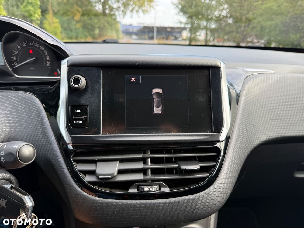 Peugeot 2008 1.6 BlueHDi Style - 18