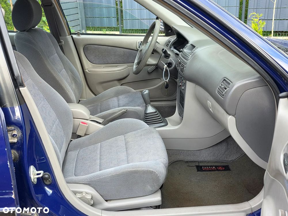 Toyota Corolla 1.6 Terra1 - 4