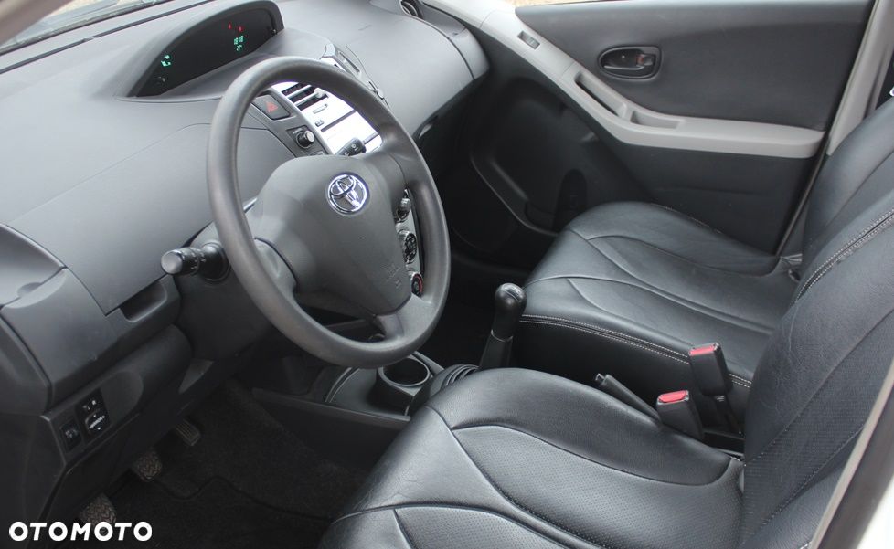 Toyota Yaris 1.0 VVT-i Cool Edition - 6
