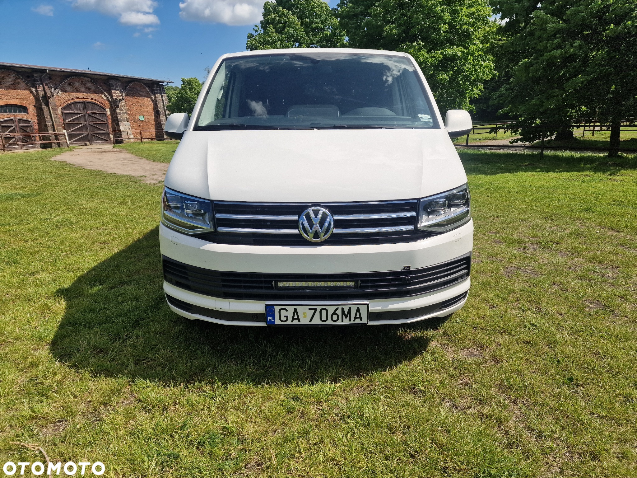 Volkswagen Caravelle 2.0 TDI L2 Comfortline DSG - 3