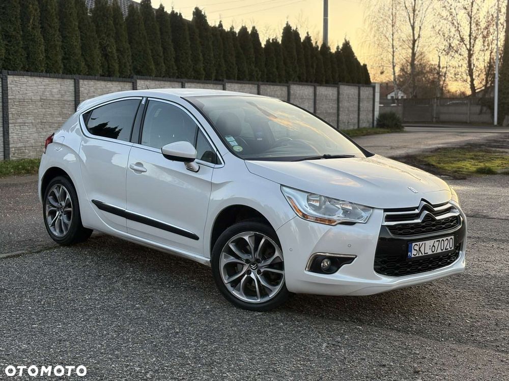 Citroën DS4 HDi 165 SportChic - 1
