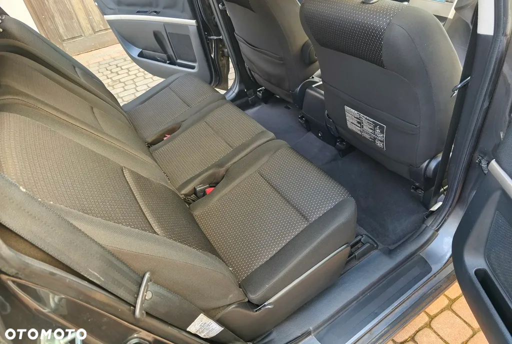 Toyota Corolla Verso 1.8 Team - 21