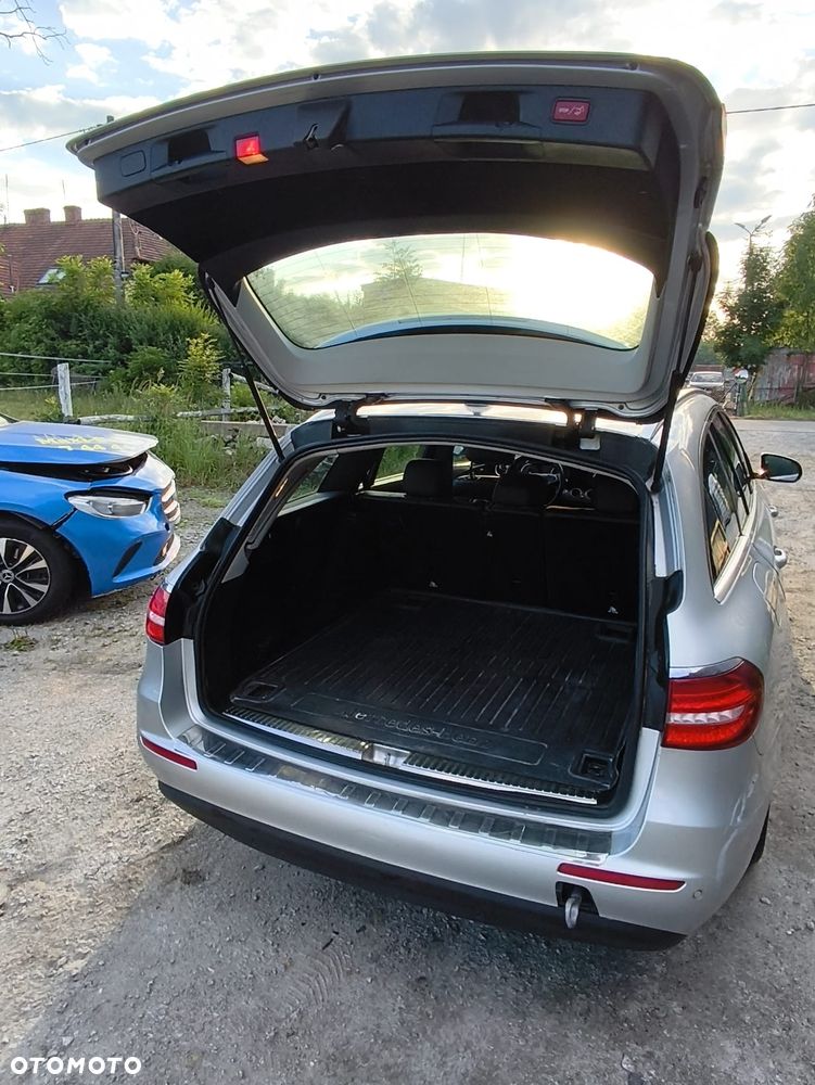 Mercedes-Benz Klasa E 200 d 9G-TRONIC - 21