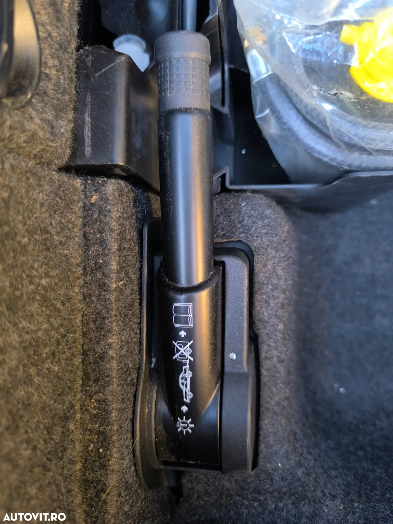 Mercedes-Benz E 220 T CDI Automatik Avantgarde DPF - 11