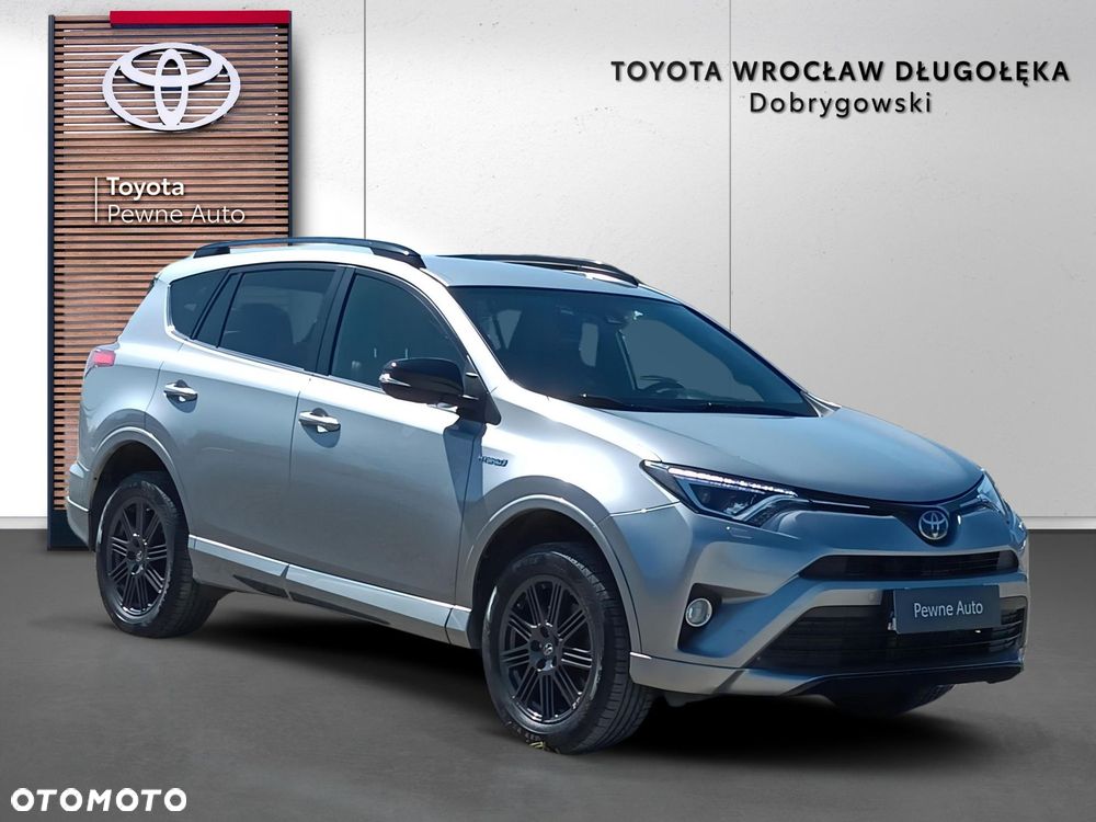 Toyota RAV4 - 1
