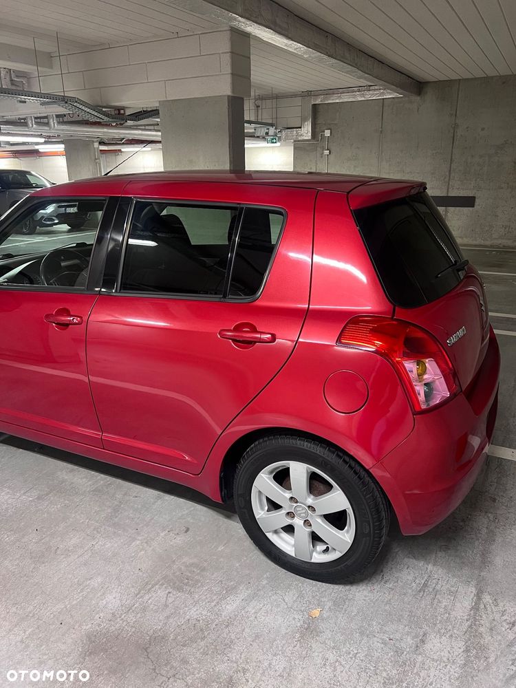 Suzuki Swift 1.3 JB Edition - 4