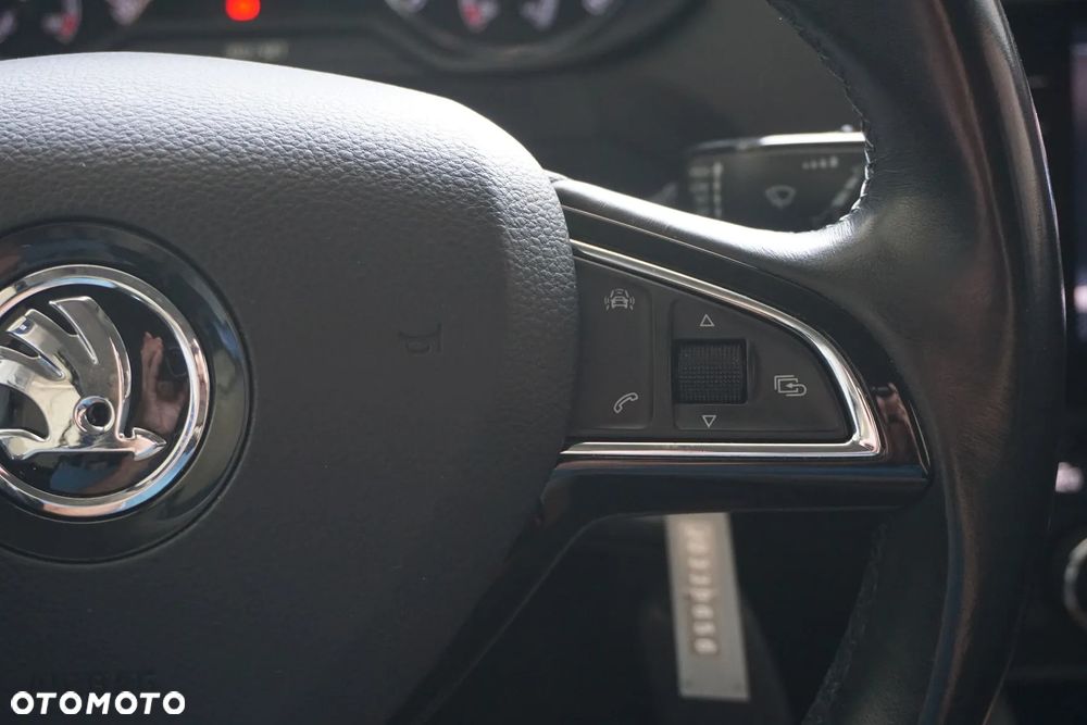 Skoda Octavia 1.4 TSI Ambition - 24