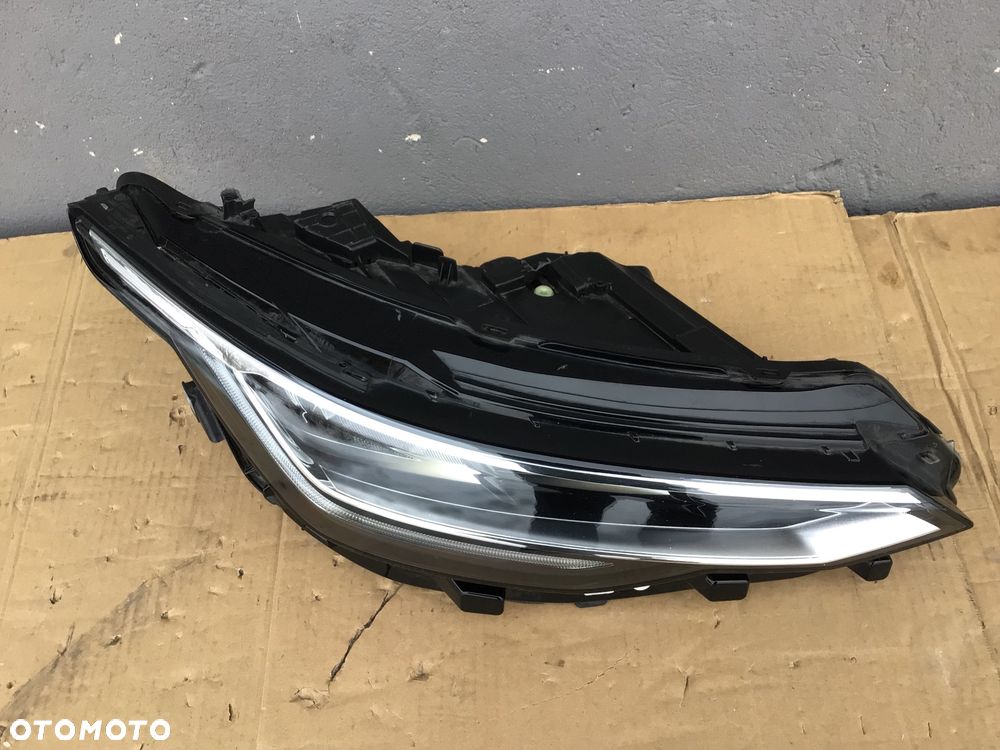 Lampa przednia prawa VW Golf lllV 8 Lift 5H1 - 2