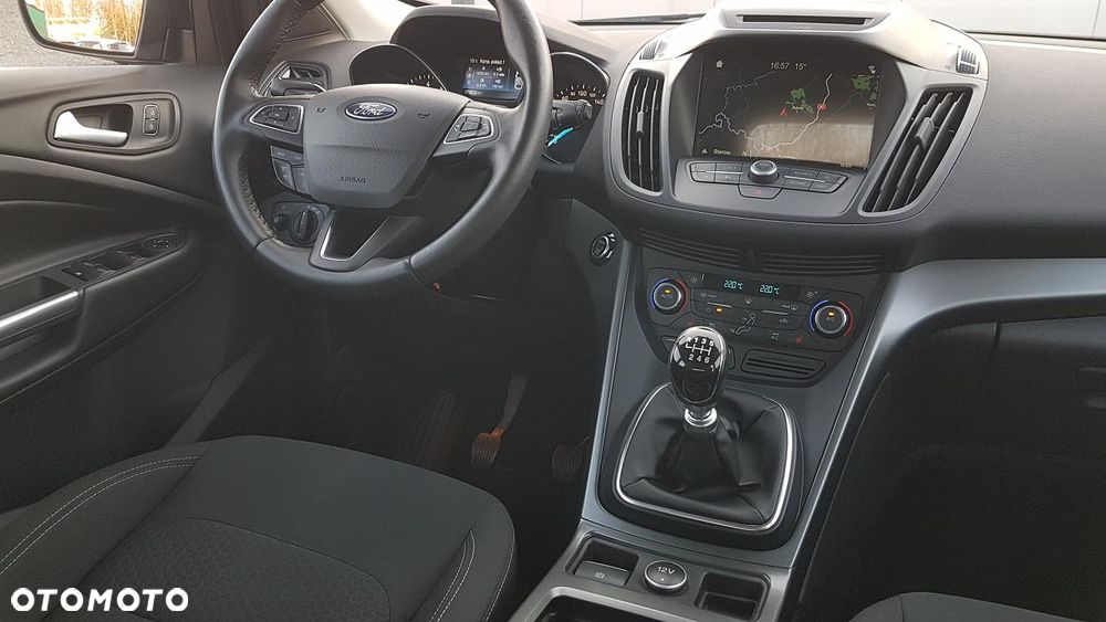 Ford Kuga 1.5 EcoBoost 2x4 Cool & Connect - 17