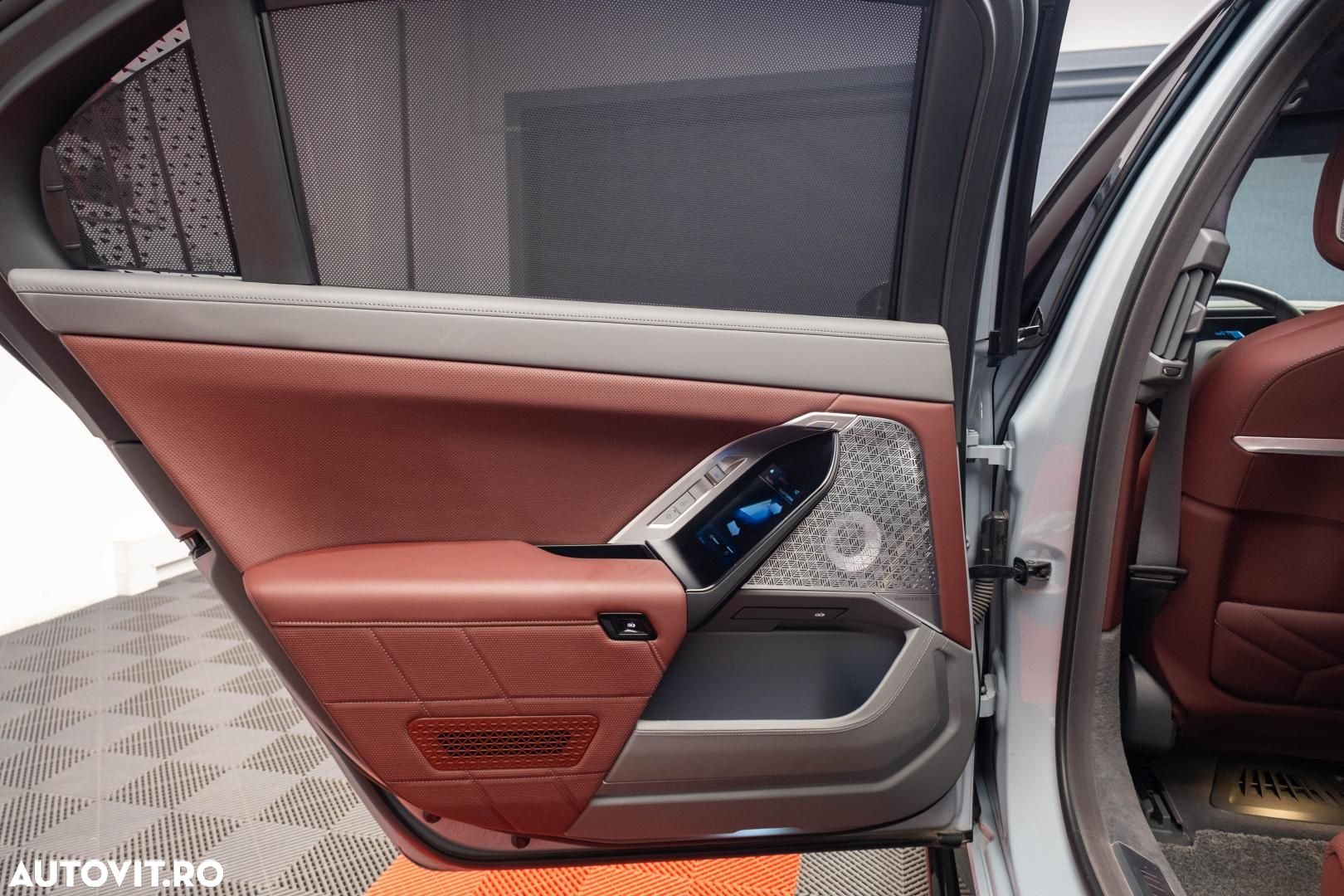 BMW Seria 7 - 26