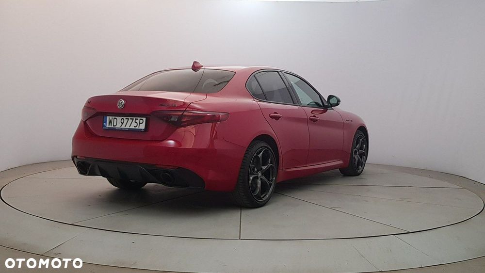 Alfa Romeo Giulia - 7