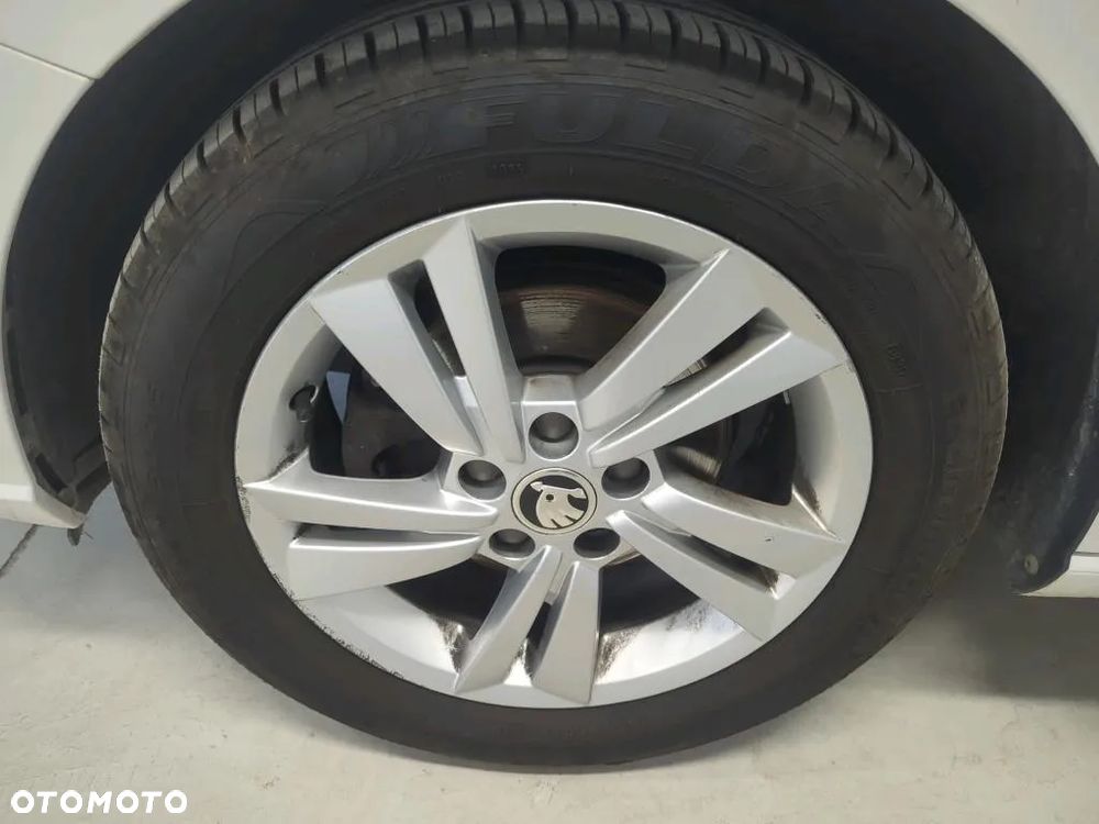 Skoda Fabia 1.0 Ambition - 12