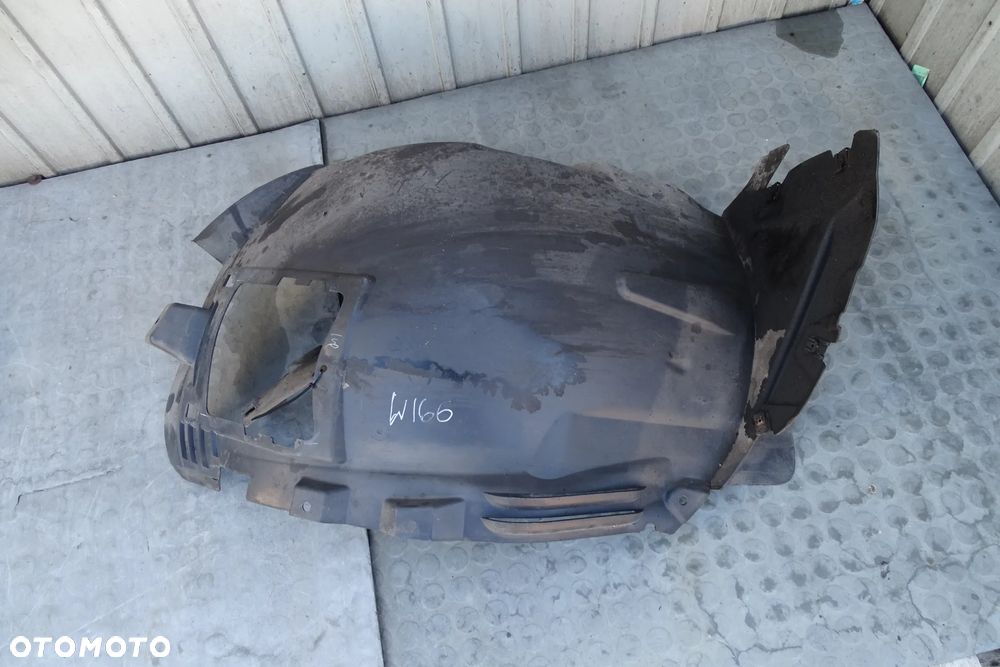 MERCEDES GLE ML W166 Nadkole prawe prawy przód przednia część 1668800605 - 2
