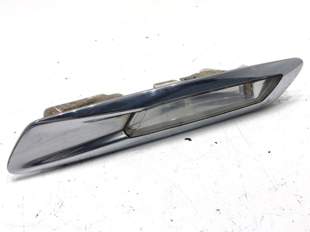 KIERUNKOWSKAZ PRAWY PRZÓD - 60.00 PLN - BMW 5 Touring (F11) 2009 - 2017 520 d 135 kW [184 KM] olej - 1