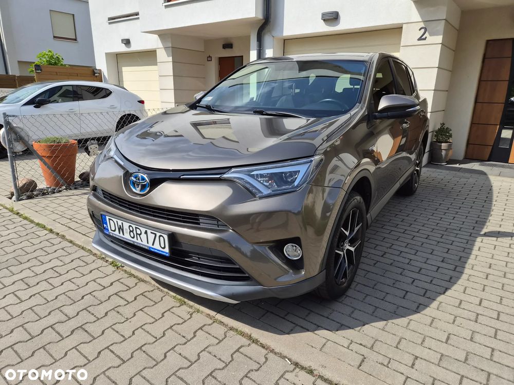 Toyota RAV4 Hybrid Premium 4x2 - 21