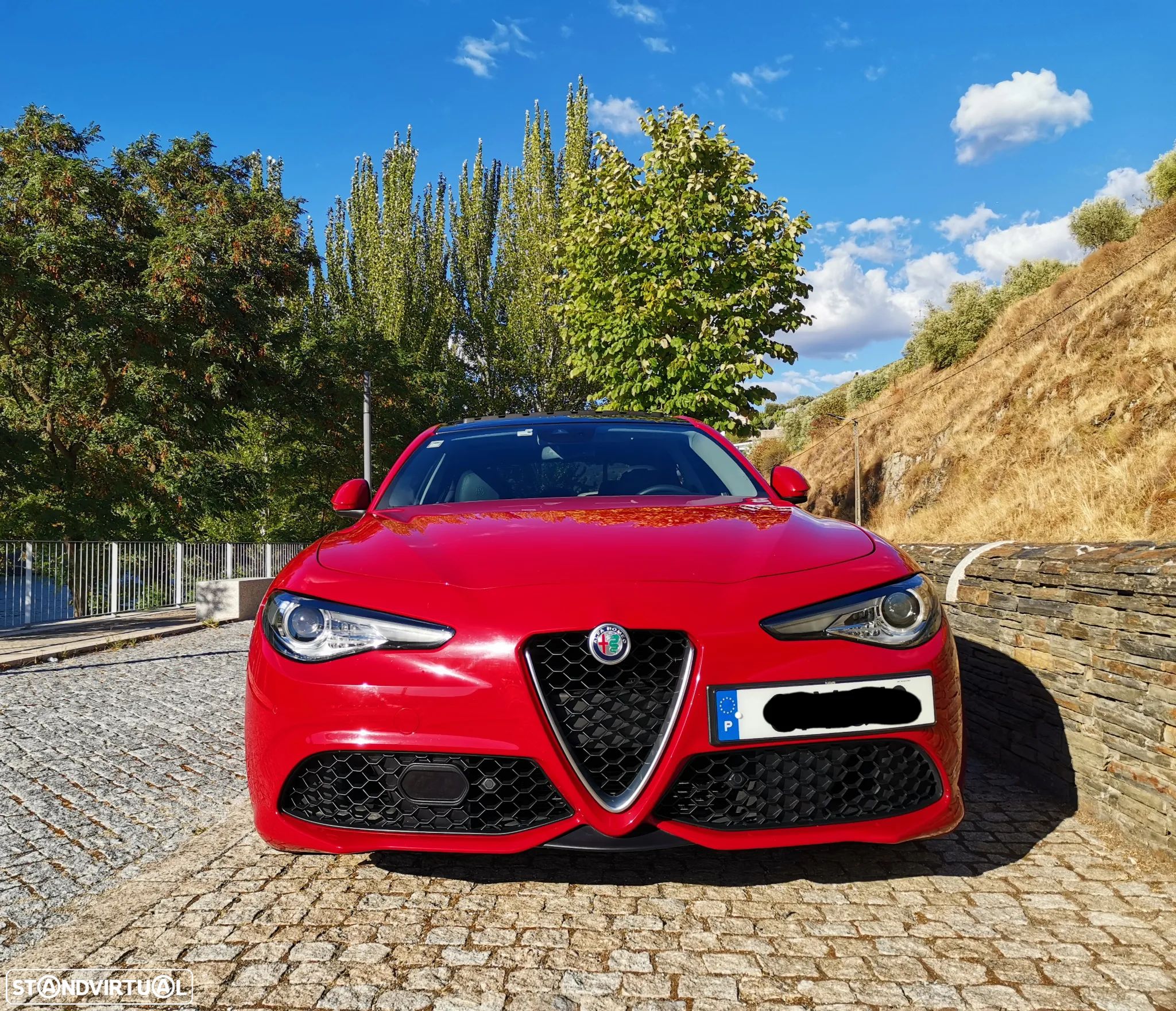 Alfa Romeo Giulia 2.2 D Veloce AT8 AWD - 1