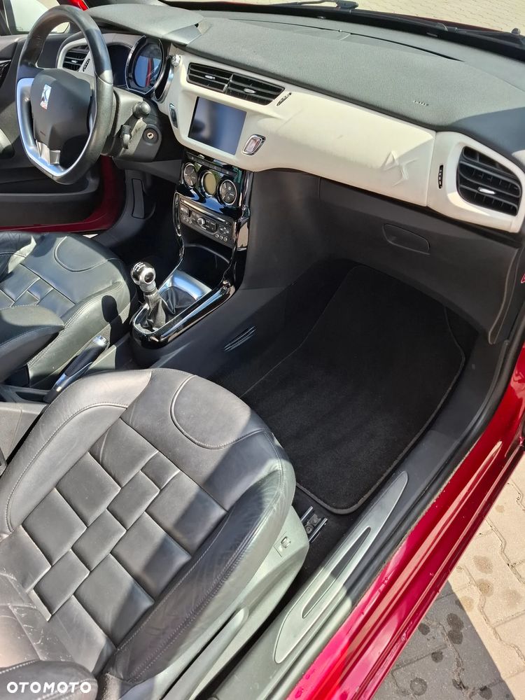 Citroën DS3 1.6 e-HDi SoChic - 11