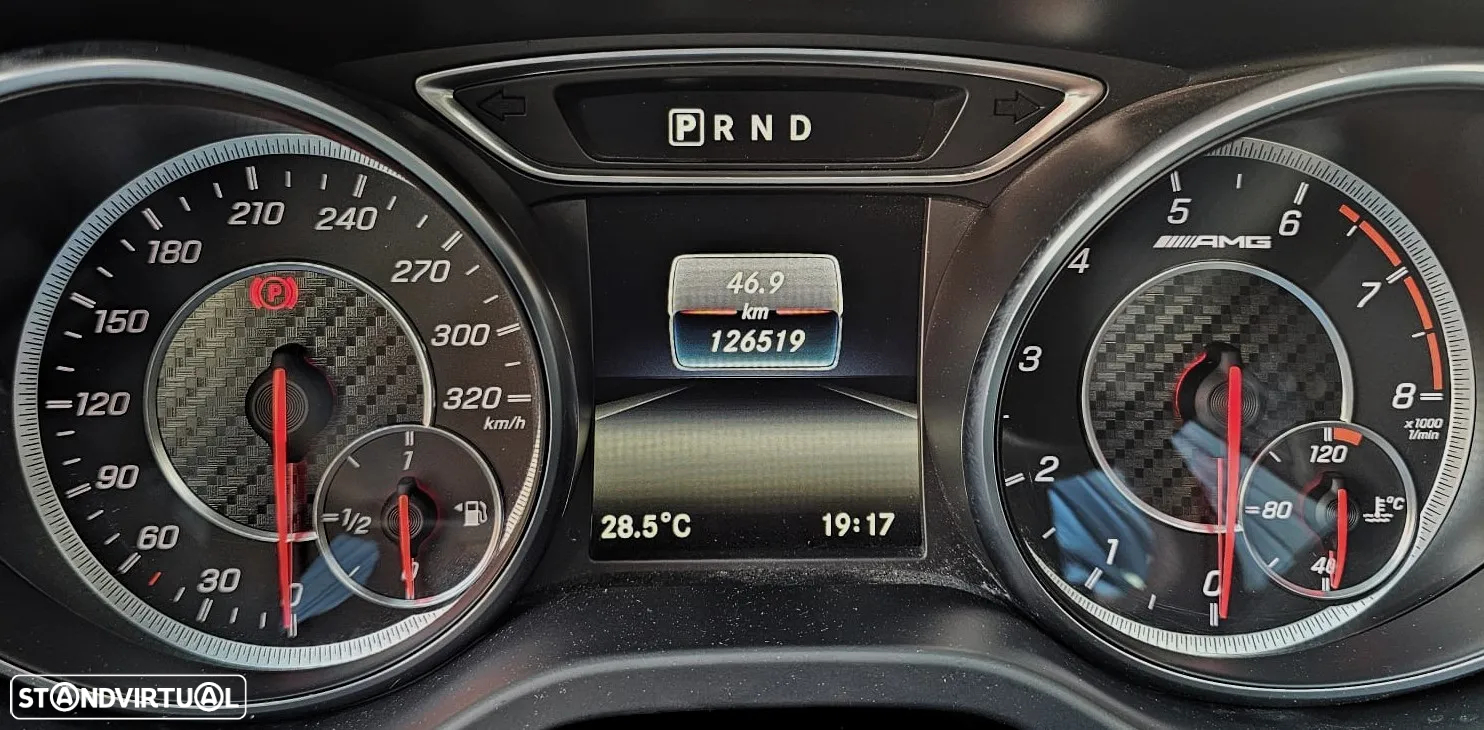 Mercedes-Benz GLA 45 AMG 4Matic Speedshift 7G-DCT - 12