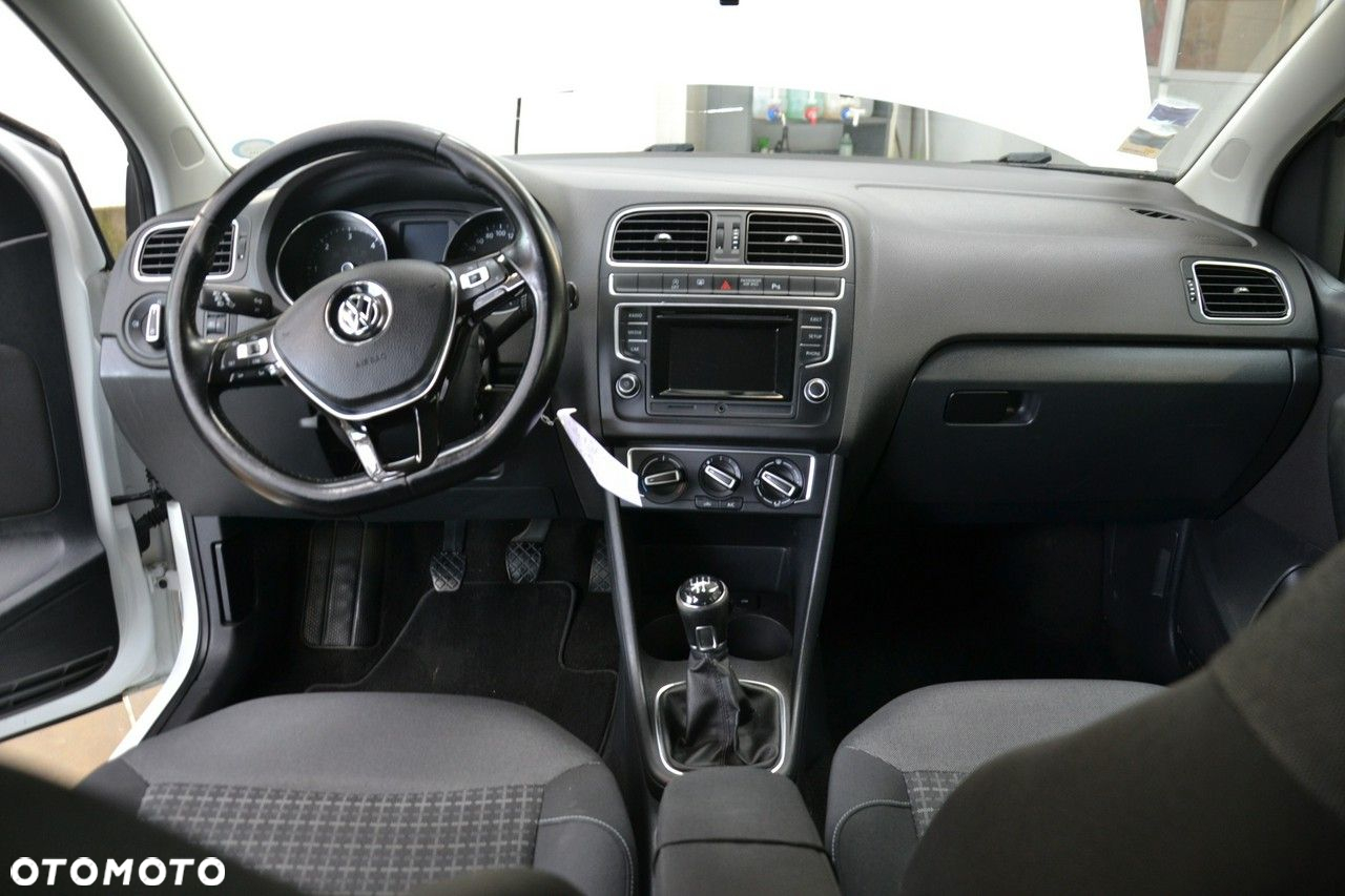 Volkswagen Polo - 19
