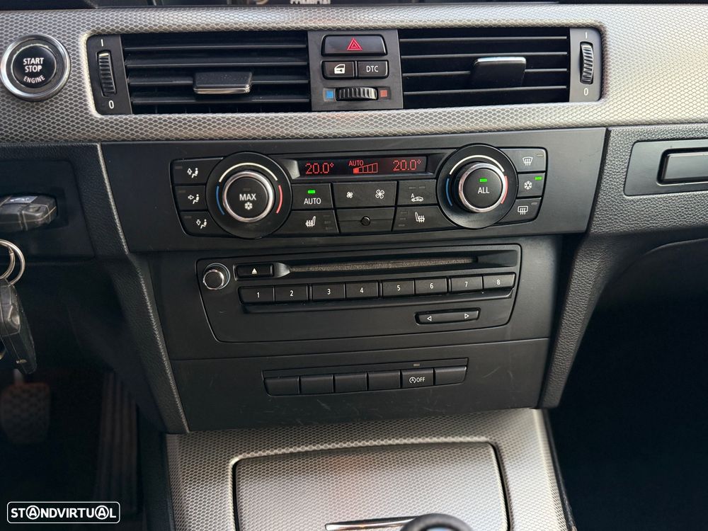 BMW 320 d Cabrio Intense - 16