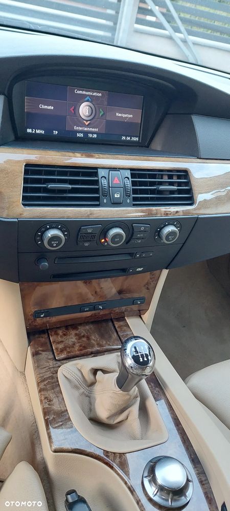 BMW Seria 5 530d - 36