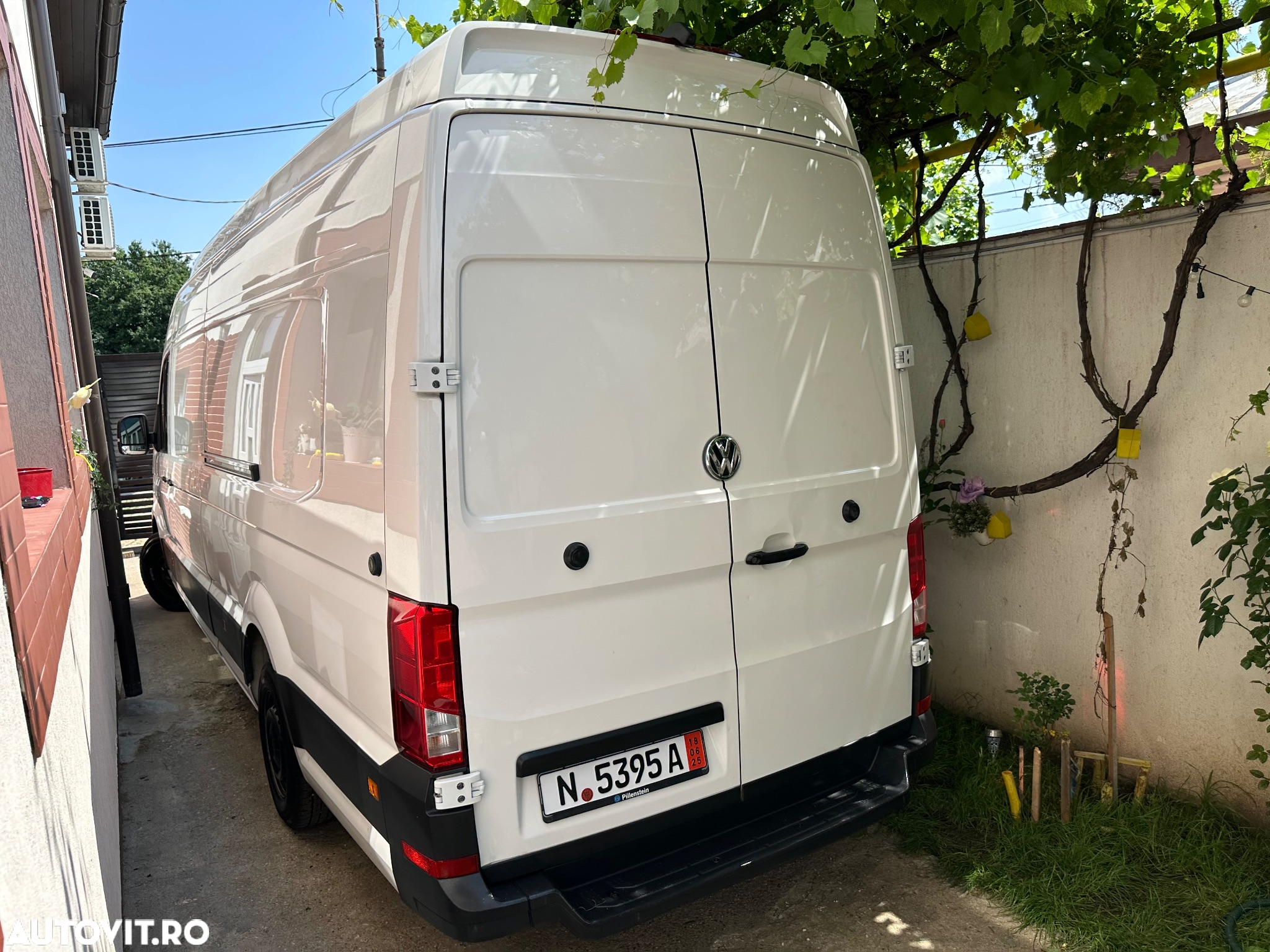 Volkswagen Crafter 3.5 CD Sasiu L4 FWD 103kW - 17