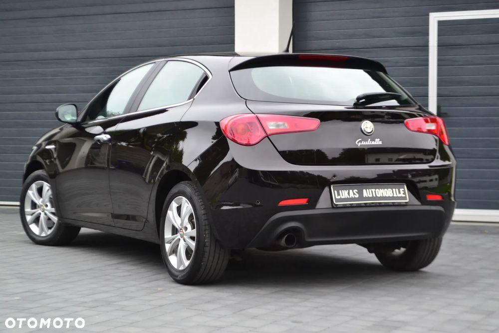 Alfa Romeo Giulietta - 5